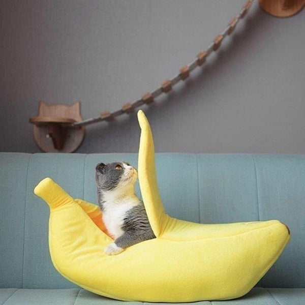 Cute And Cozy Banana Shaped Cat Bed - Meowaish