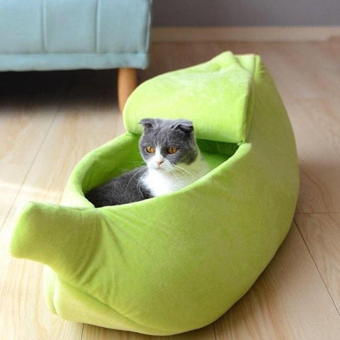 Cute And Cozy Banana Shaped Cat Bed - Meowaish